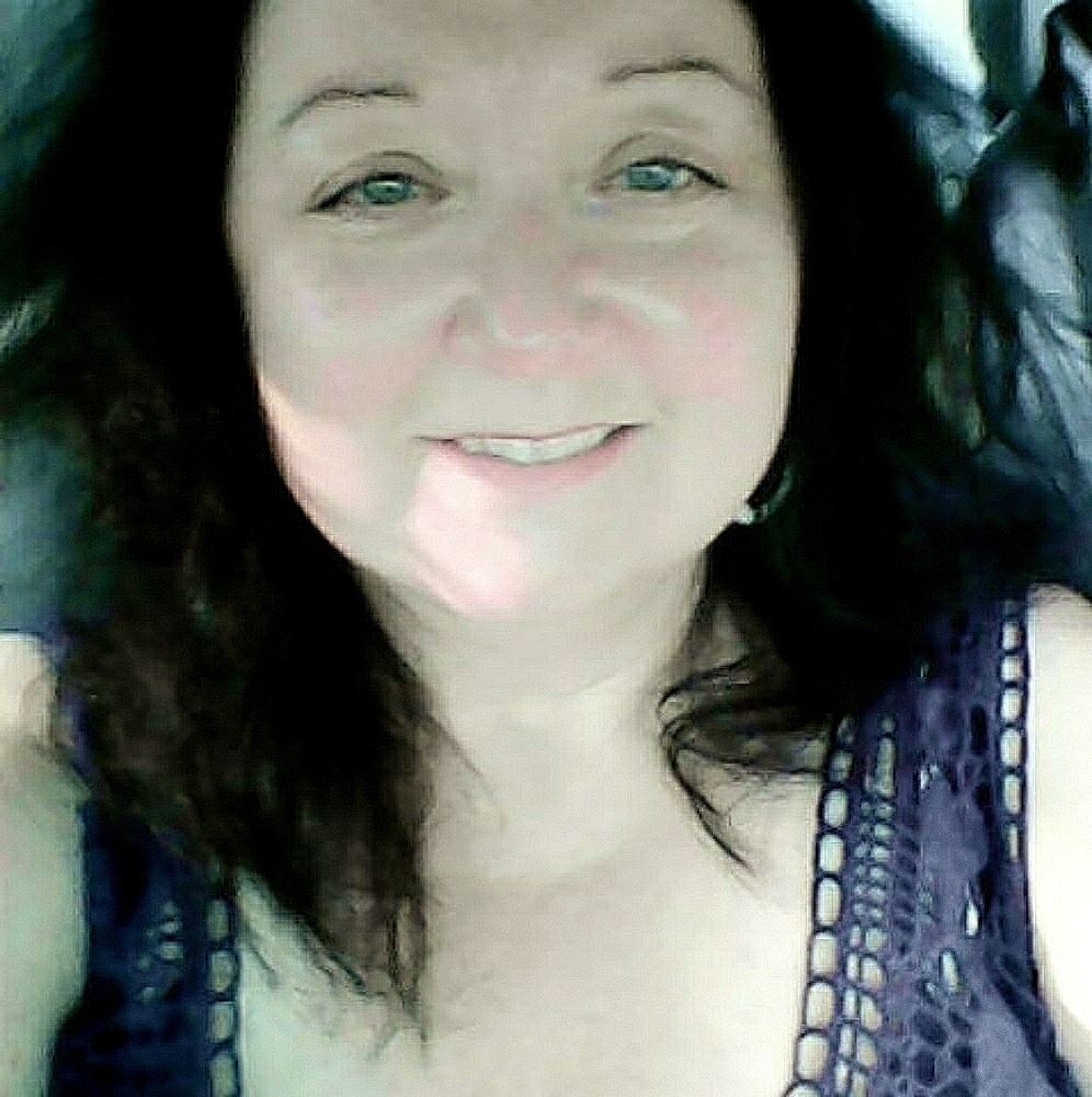 Meet your Posher, Denise
